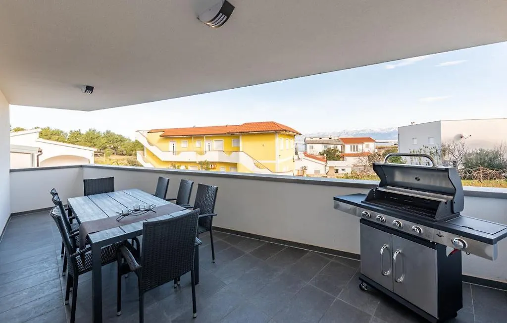 アパート Luxurioeses Penthouse Welle Mit Whirlpool, Grill Und Meerblick ヴィル クロアチア